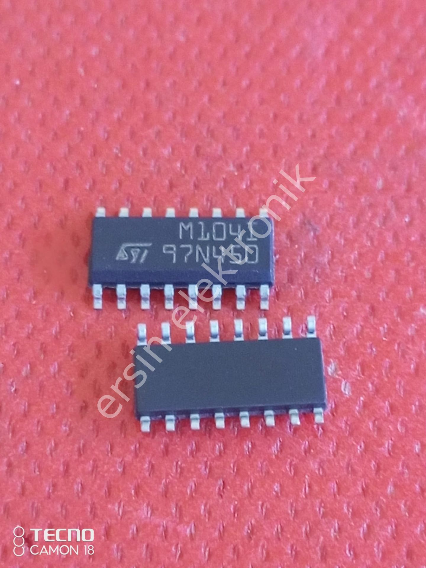 TSM104 SMD (M104I) QUAD OPERATIONAL AMPLIFIER AND PROGRAMMABLE VOLTAGE REFERENCE SMD