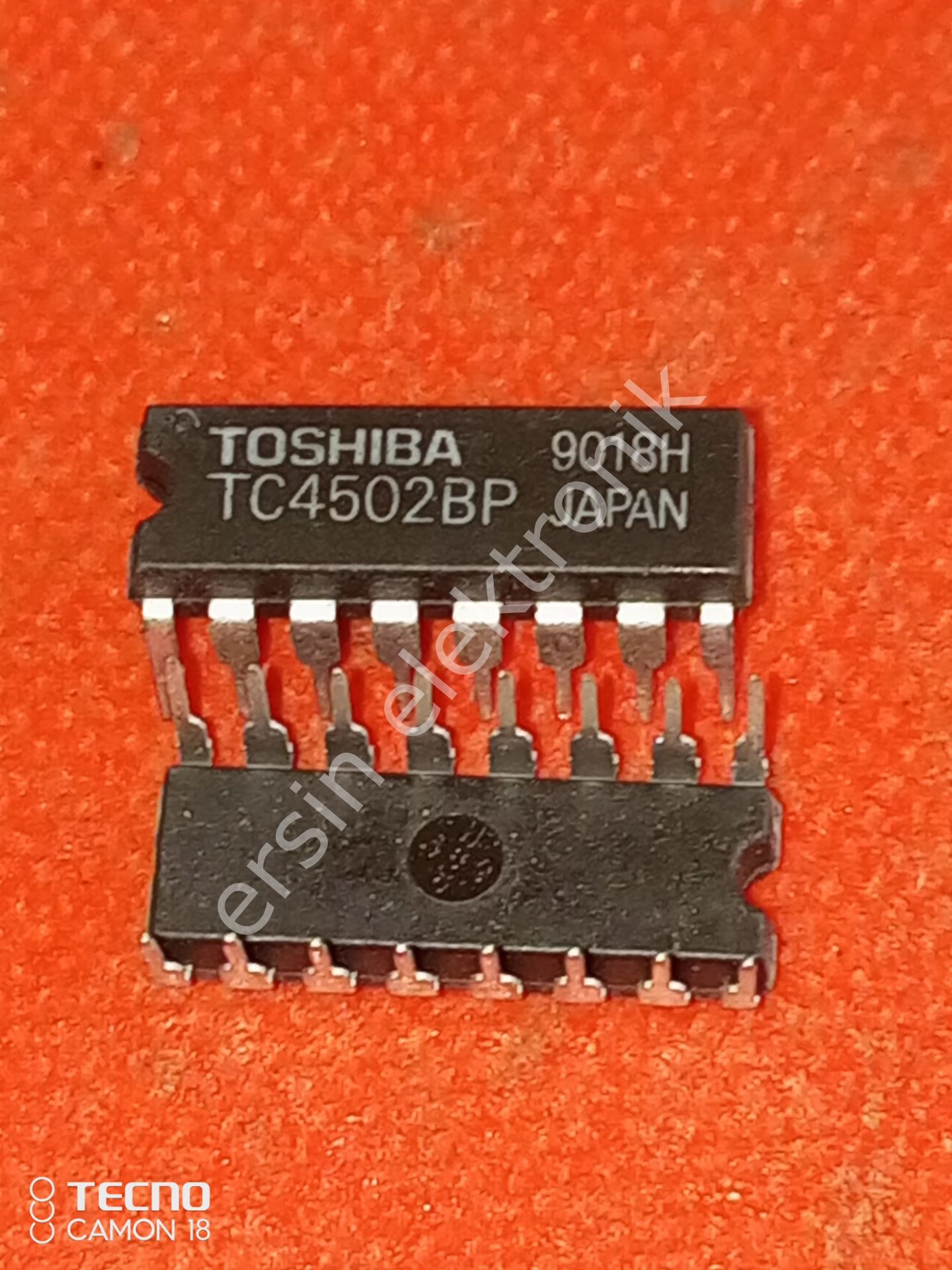 CD4502 ( TC4502BP ) CMOS Strobed Hex Inverter/Buffer (Toshiba) Garantili