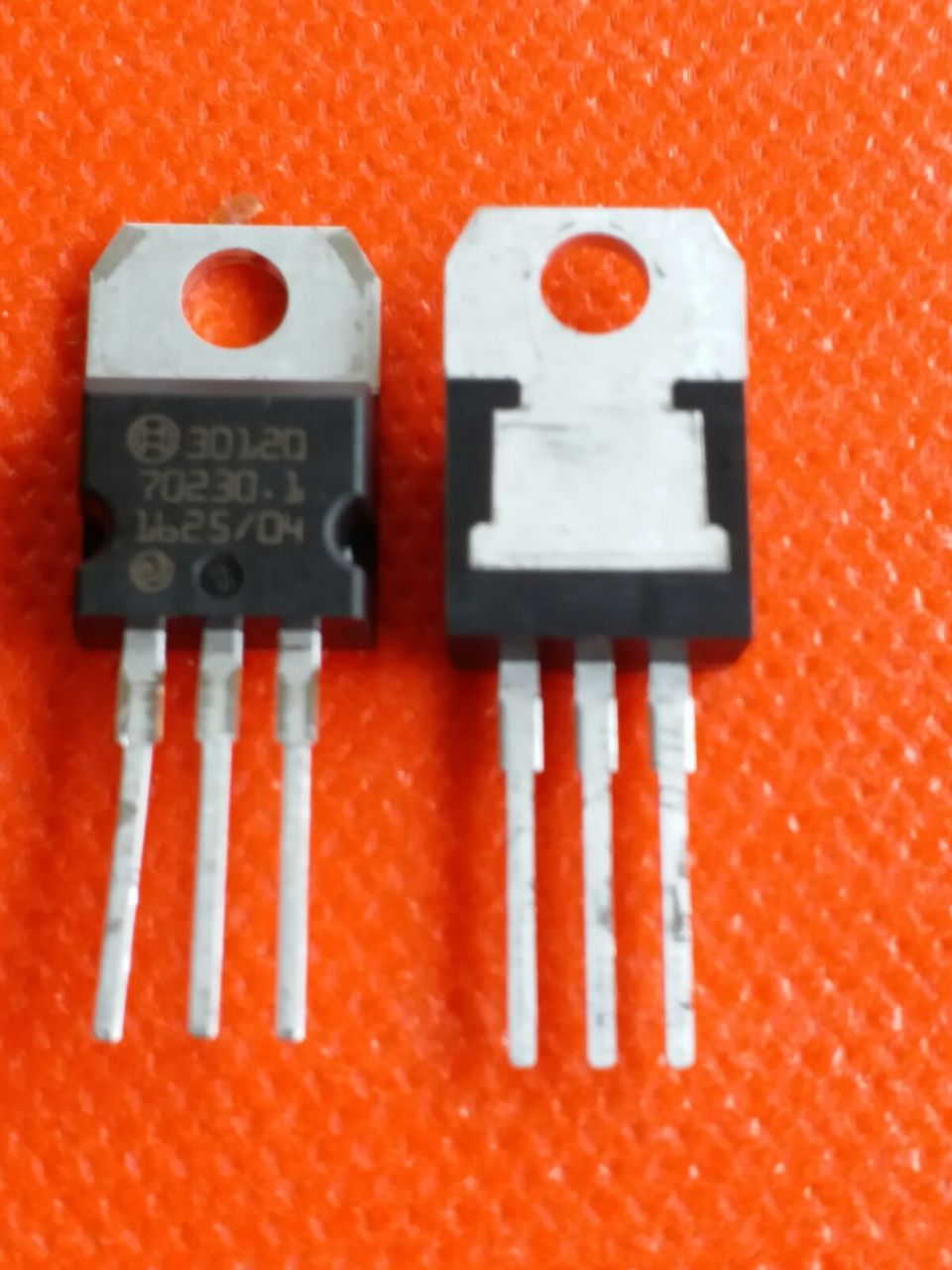 30120 IC (BOSCH)
