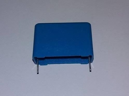 1.5uF 250V Polyester Kondansatör (Pin aralığı :27.5mm)