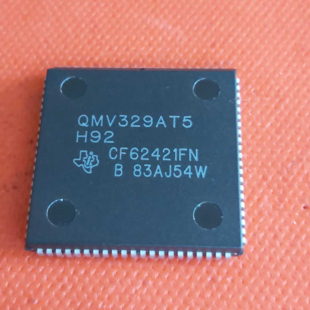 QMV329AT5 (CF62421FN) (sem)