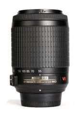 NIKON 55-200 AF-S VR  LENS F:4/5,6 G