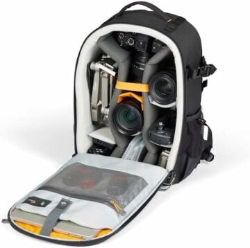 LOWEPRO ADVENTURA BP300 III BACKPACK