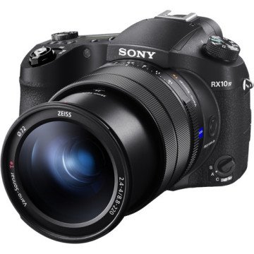 SONY RX10 MARK IV DİJİTAL FOTOĞRAF MAKİNESİ