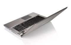 Toshiba Satellite P855-34N i7-3630QM 4Gb 750Gb 15.6'' 2Gb Win8 Taşınabilir Bilgisayar