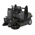 KARCHER KM 120/150 R P BENZİNLİ BİNİCİLİ TİP SÜPÜRÜCÜ