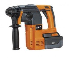 AEG BBH24 AKÜLÜ KIRICI-DELİCİ (24 V - 3.0 Ah)