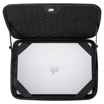MacBook Pro 16'' (2019 / 2021) / 15'' (2016 / 2019) ile Uyumlu Kılıf / Taşıma Çantası Rugged Armor Pro Pouch Black