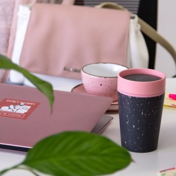 Circular&Co. Döngüsel Kahve Kupası (227ml) Siyah ve Pembe