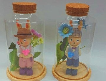 Dekoratif Cam Fanus İçinde Tavşan Biblo