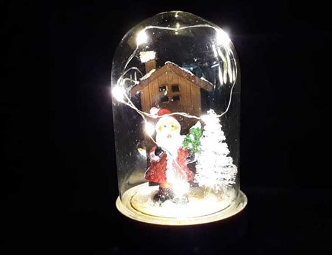 Fanus İçinde Led Işıklı Noel Baba Şeklinde Biblo