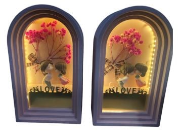 Işıklı Birbiri İle Öpüşen Romantik Love Sevgili Biblosu