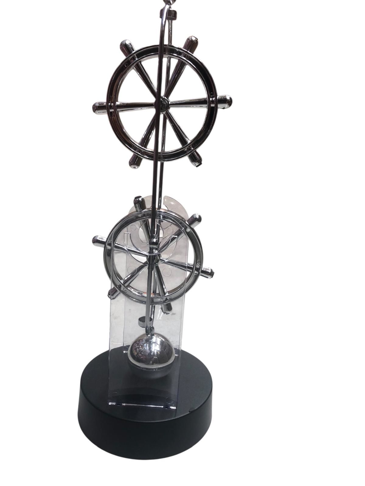 Sürekli Hareket Eden Dümen Model Kinetik Denge Topu