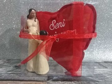 Anneler Günü Hediyesi Seni Seviyorum Yastıklı Anne Kız Biblo