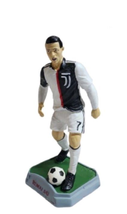 Dekoratif Polyester Futbolcu Tasarımlı Biblo (23 cm)