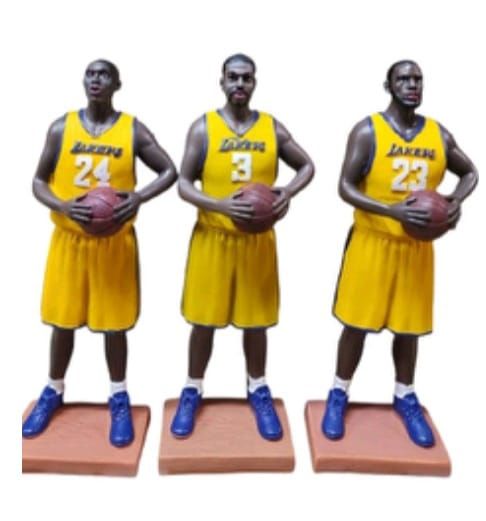 Dekoratif Polyester Basketbolcu Tasarımlı Biblo (25 cm)
