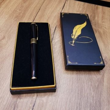 Kutulu Siyah Desenli Metal Kalem
