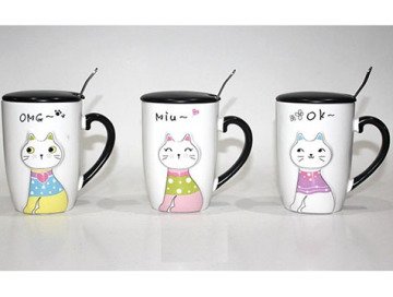 Sevimli Kedi Figürlü Kapaklı Kaşıklı Kupa Bardak