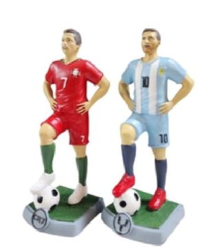 Polyester Futbolcu Tasarımlı Dekoratif Biblo (30 cm)