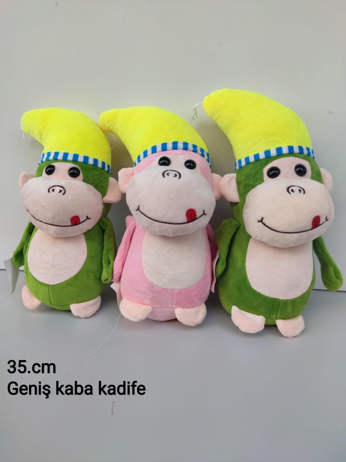 Sevimli Şapkalı Maymun Karakterli Kadife Oyuncak