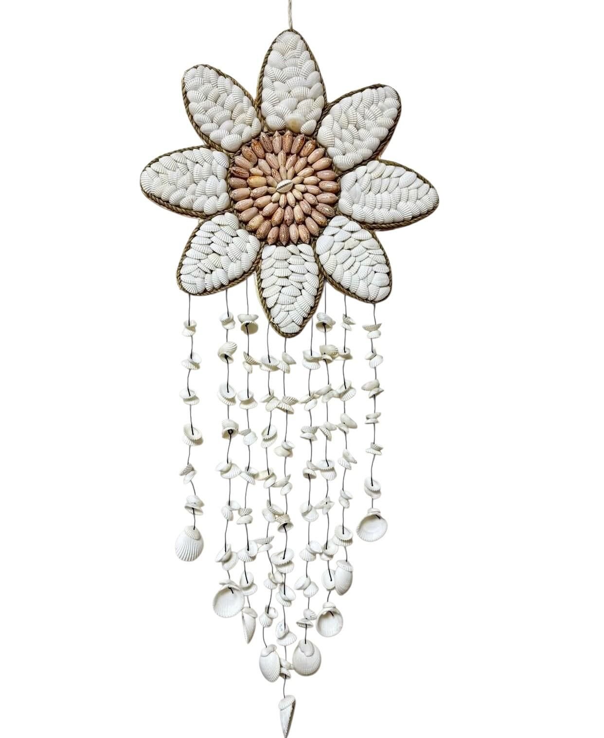 Papatya Tasarımlı Deniz Kabuğu Duvar Süsü (25 cm x 55 cm)