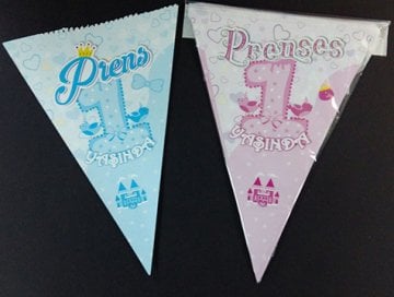 1 Yaşında Üçgen Flama Bayrak (Prenses & Prens)
