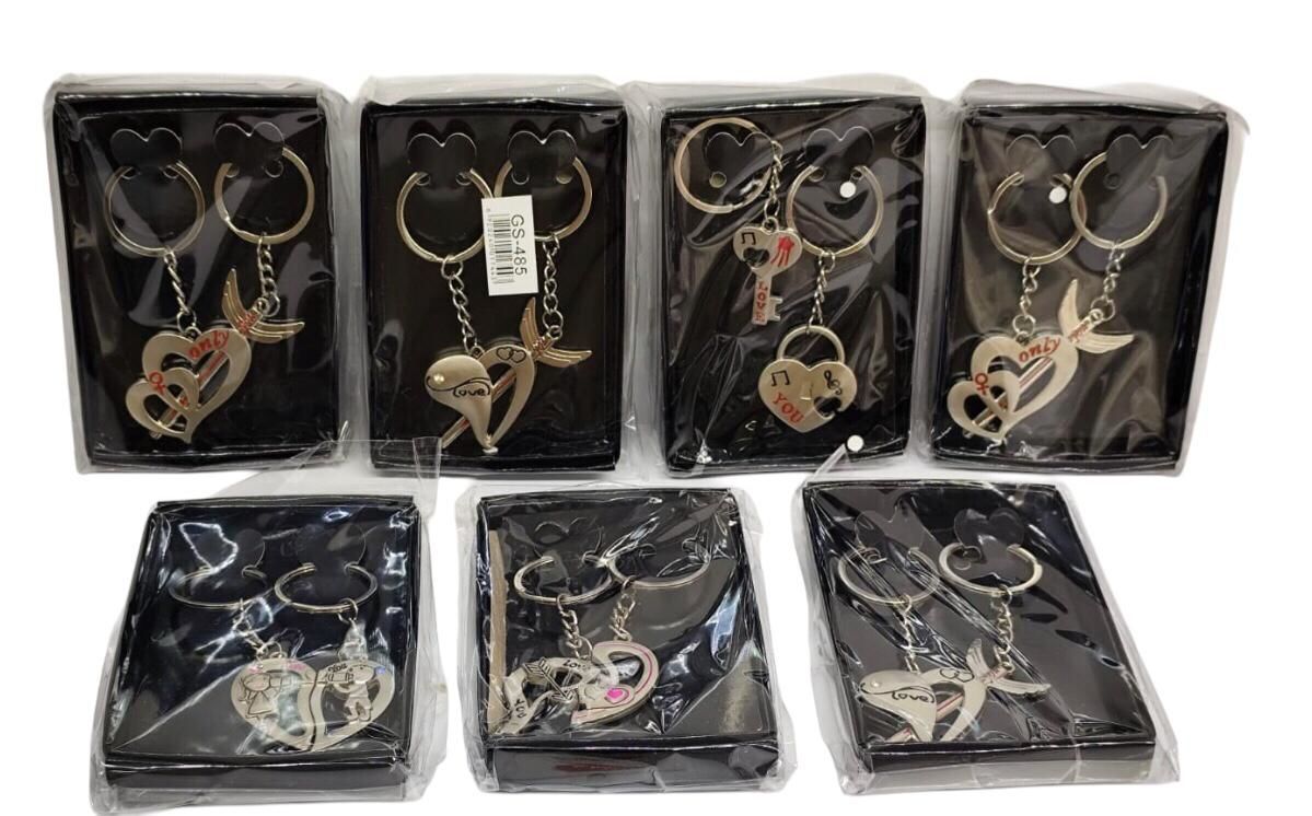 Çiftler İçin Metal Kalp Anahtarlık Sevgililer Günü Hediyesi (2 Adet)