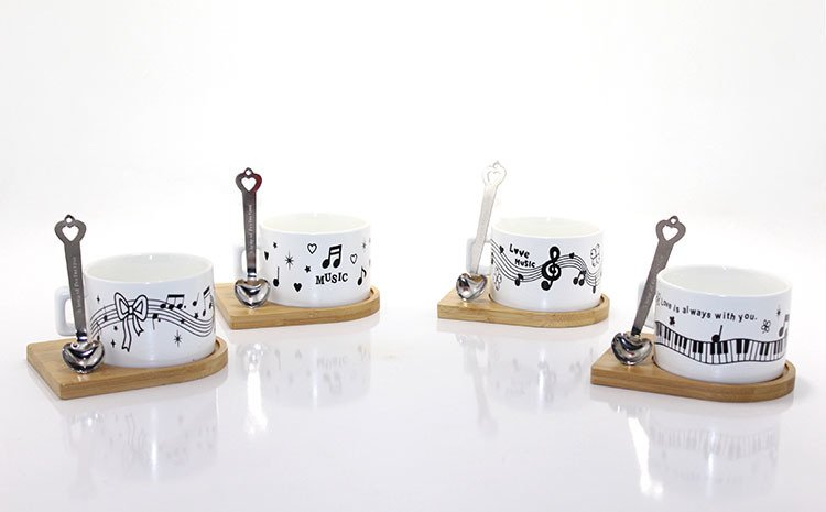 Müzik Desenli Mıknatıslı Bambu Altlıklı Kaşıklı Kahve Fincanı