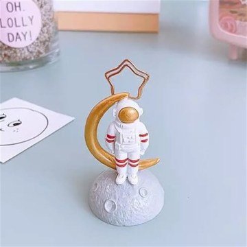 Ay Üzerinde Astronot Tasarım Not Kartvizit Tutucu