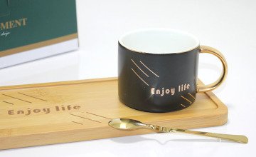 Enjoy Life Siyah Tasarım Ahşap Sunum Tabaklı Kaşıklı Kupa Bardak