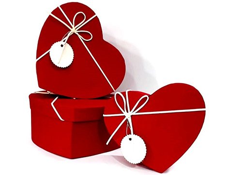 3'lü Kırmızı Kalp Tasarım Sevgiliye Hediye Kutusu