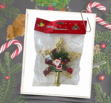 Dekorlu Yılbaşı Çam Ağacı Noel Babalı Tepe Yıldızı Yılbaşı Süsü