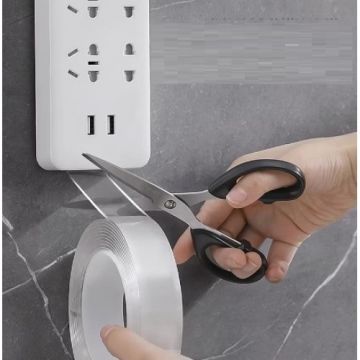Kolayca kesilebilir Çift Taraflı Şeffaf Bant (1m x 3cm)