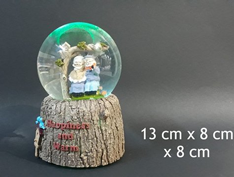 Işıklı Dede Nine Tasarımlı Cam Kar Küresi Müzik Kutusu