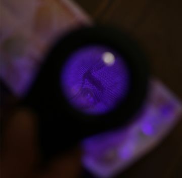 Işıklı Sahte Parayı Gösteren 2 Modlu Büyüteç