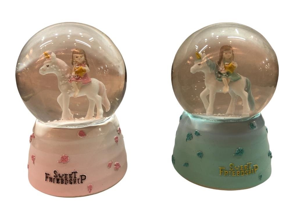 Unicorn Üzerinde Minik Kız Temalı Işıklı Müzikli Cam Kar Küresi