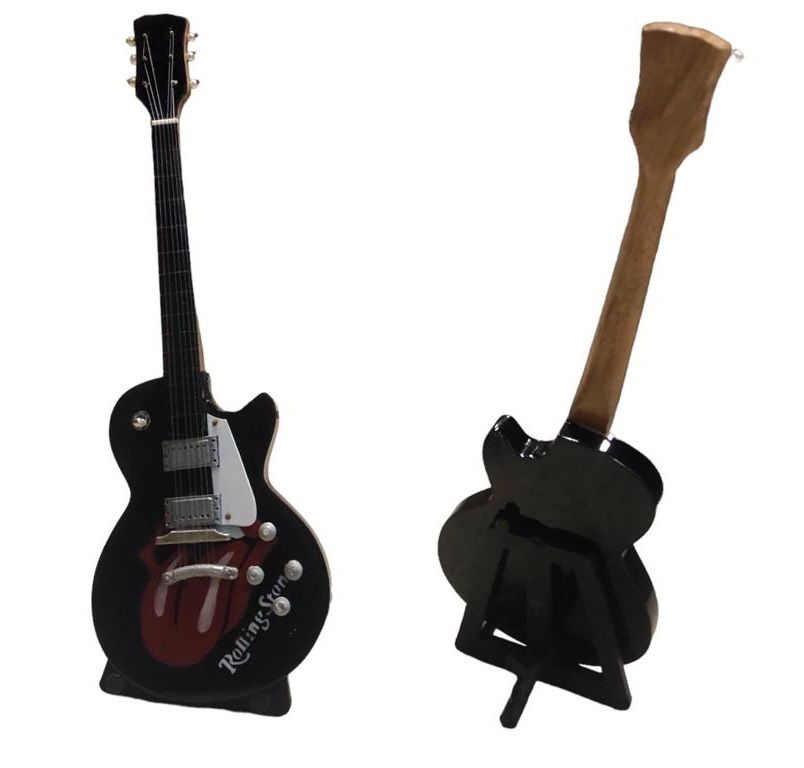 Dekoratif Ahşap Standlı Gitar Tasarımlı Biblo