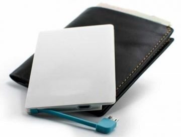 Kredi Kartı Şeklinde PowerBank Harici Batarya (5200 mAh)