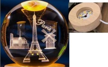 Dekoratif Ahşap Altlıklı Paris Eyfel Kulesi Temalı Işıklı Cam Küre (6 cm)
