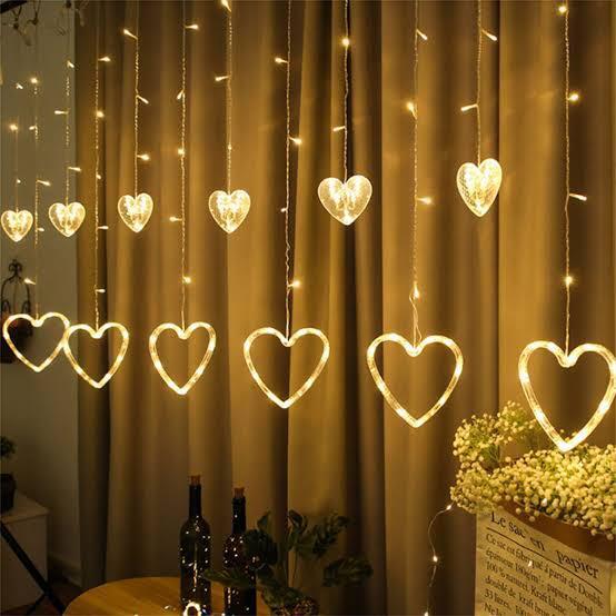 Kalp Şeklinde 8 Fonksiyonlu 12 Saçak Perde Led (2.5mt)