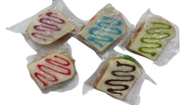 Renkli Tost Tasarımlı Magnet