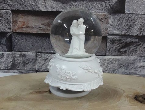 Beyaz Gelin Damat Temalı Cam Kar Küresi  Müzik Kutusu