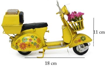 Dekoratif Eskitme Çiçekli Sepetli Metal Sarı Scooter