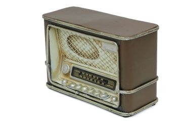 Mini Dekoratif Eskitme Metal Nostaljik Radyo