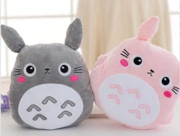 Dekoratif Totoro Tasarımlı Yastık