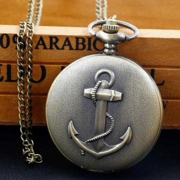 Antika Çapa Tasarım Kabartmalı Köstekli Cep Saati