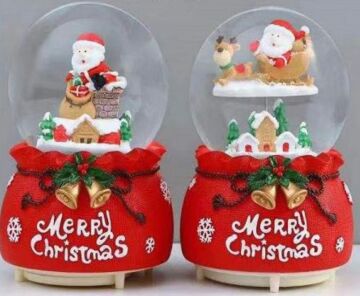 Yılbaşı Noel Baba Temalı Püskürtmeli Müzikli Cam Kar Küresi