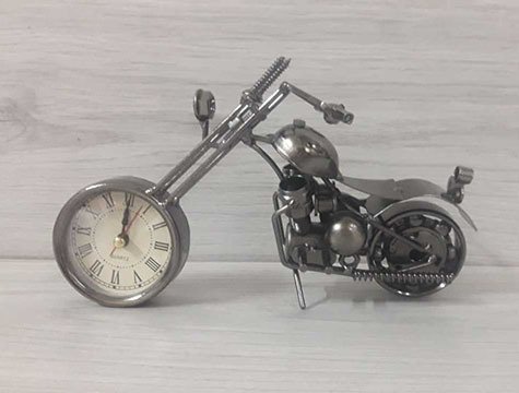 Nostaljik Metal Motorsiklet Tasarımlı Masa Saati