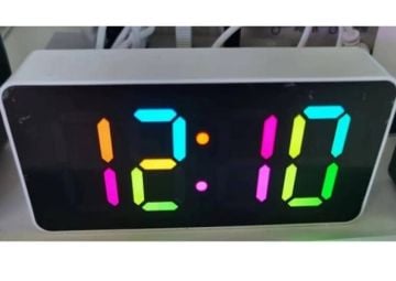 Renkli Led Dijital Masa Saati