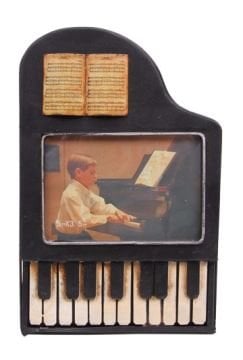 Nostaljik Piyano Temalı Fotoğraf Çerçevesi